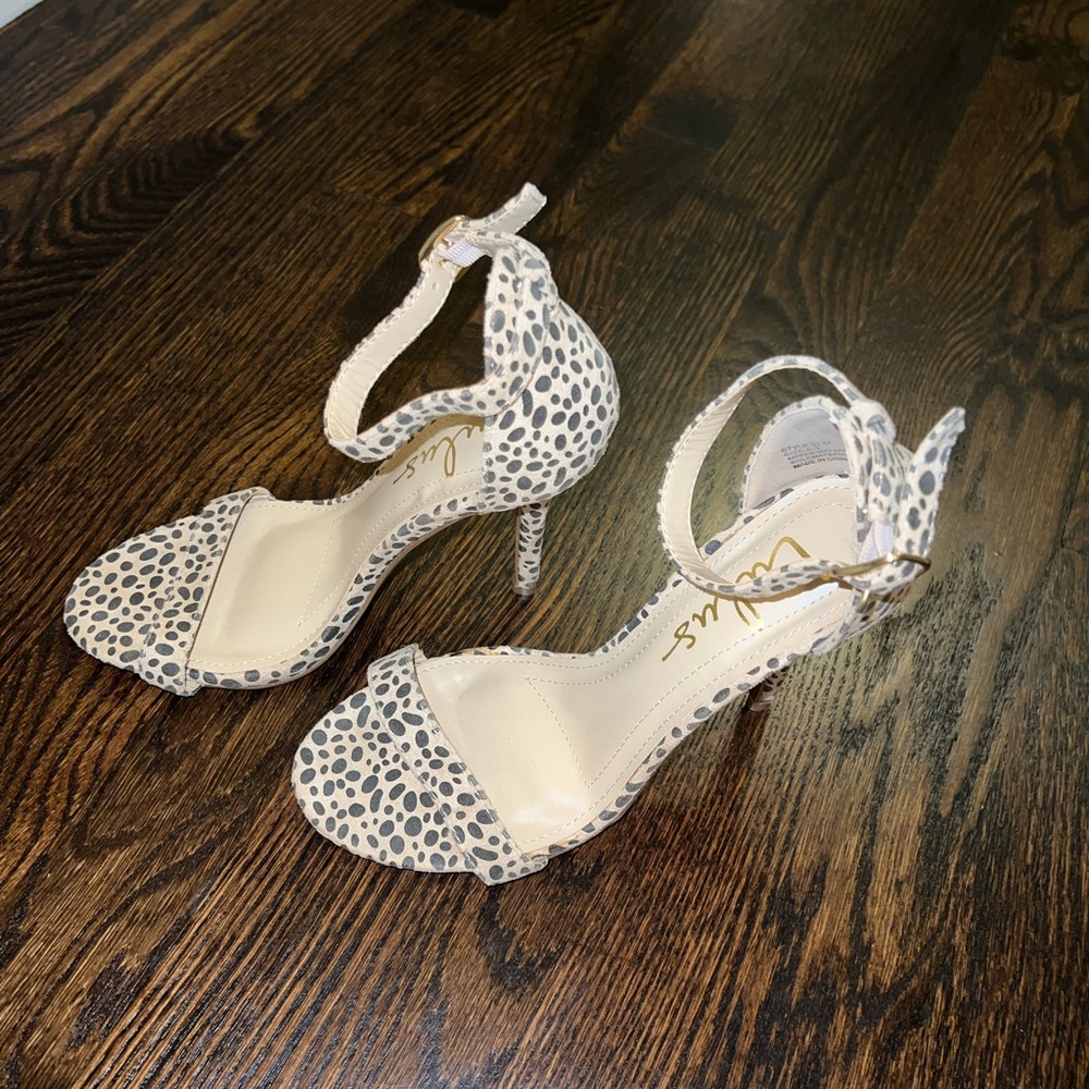 Leopard Heels - Picture 3 of 6